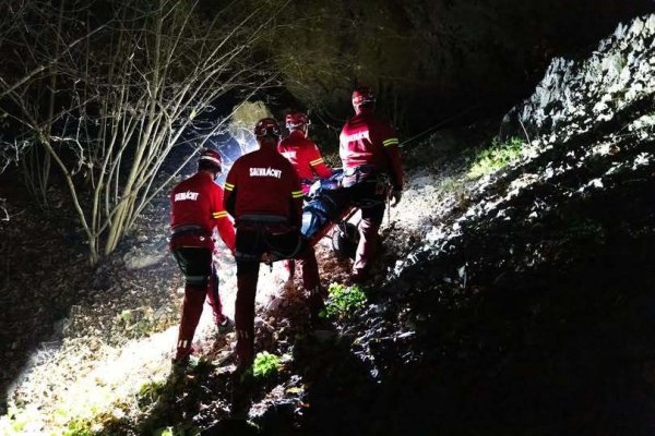 Opt persoane, salvate în urma intervenţiilor salvamontiştilor, în ultimele 24 de ore