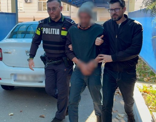 Un sofer iresponsabil a fost prins în Valu lui Traian: fără permis, băut și la volanul unei mașini neînmatriculate VIDEO