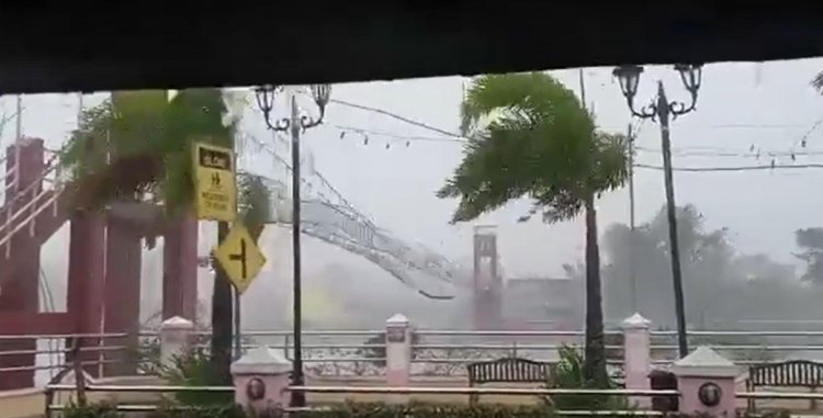 Super-taifunul Fung-wong face prăpăd: aproape un milion de persoane au fost evacuate. Video