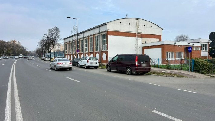 Dispar locurile de parcare și de pe bulevardul 1 Mai!