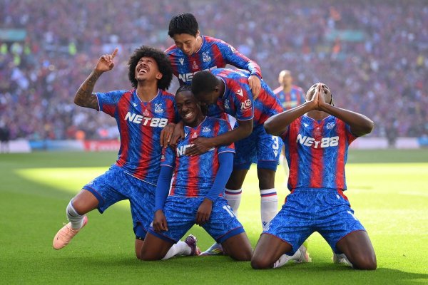 Fotbal: Crystal Palace a urcat pe locul al patrulea în Premier League