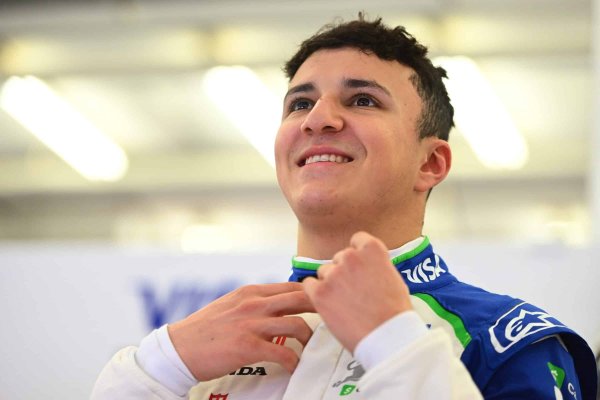 Auto - F1: Isack Hadjar și-a făcut debutul ca pilot al echipei Red Bull