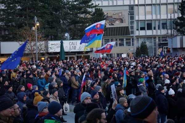 Slovacia: Nouă manifestație împotriva guvernului la Bratislava
