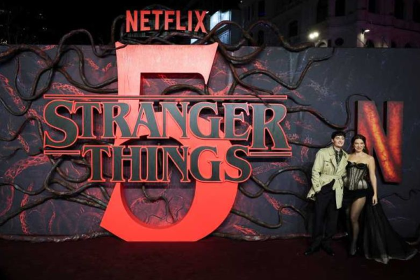 „Stranger Things 5“, cel mai urmărit debut pentru un serial TV în limba engleză din istoria Netflix. Video