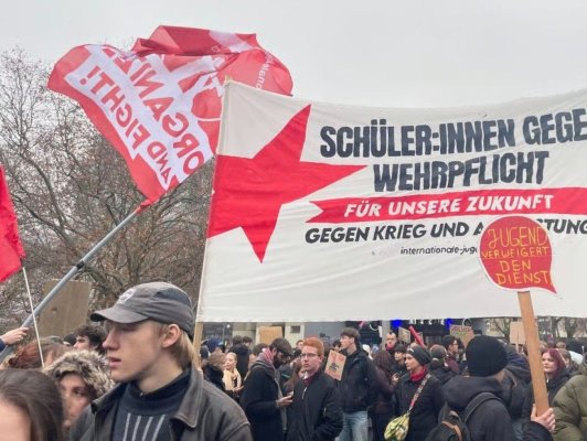 Mii de elevi germani au participat la proteste împotriva planurilor guvernului privind serviciul militar