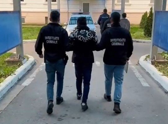 Trei tineri, printre care 2 minori, au fost reținuți, după ce au tâlhărit 2 bătrâni, la Medgidia