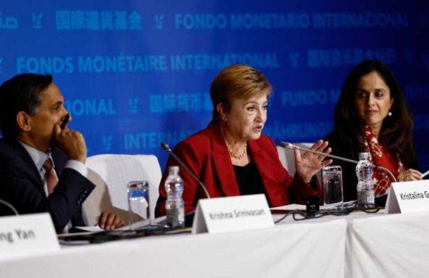 FMI cere Chinei să reducă exporturile și să majoreze consumul