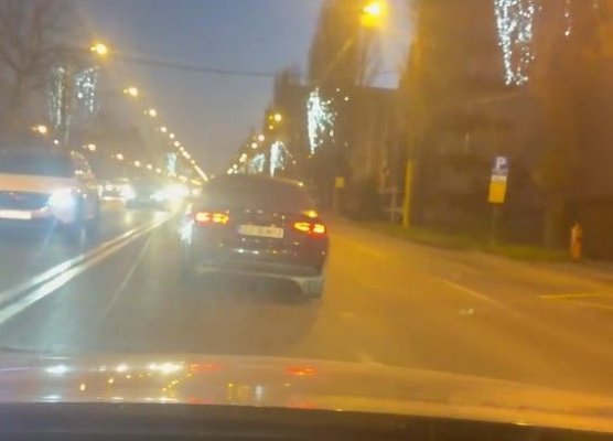 Șicanare în trafic, pe străzile din Constanța. Un bărbat a fost înjurat și agresat de o șoferiță. Video