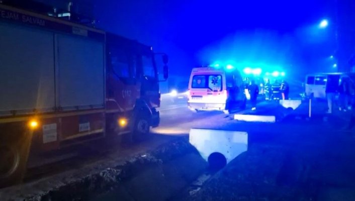 Plan Roșu activat, după un accident cu 7 persoane rănite, dintre care 5 minori