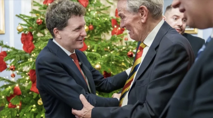Nicușor Dan l-a felicitat pe jurnalistul care a condus BBC România
