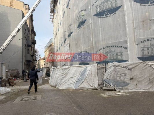 Lucrările la incubatorul de afaceri, din piața Ovidiu, al fostului deputat Mircea Dolha, nu vor fi gata până la sfârșitul anului