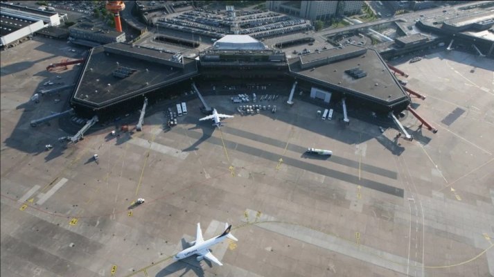 Haos în Germania: Traficul aerian a fost închis, după ce mai multe drone cu origine necunoscută au fost detectate