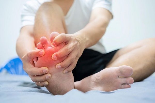 Cum să reduci acidul uric: Remediile naturale la care poți apela