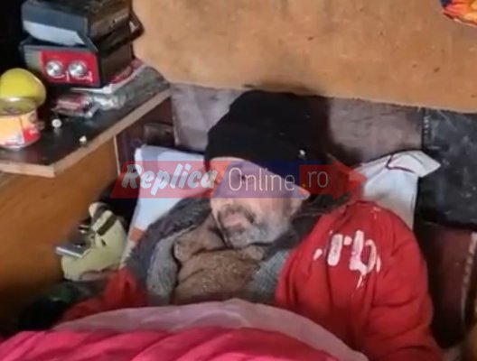 Povestea unui om uitat de lume: îndură frigul într-o dubă la marginea orașului. Video 