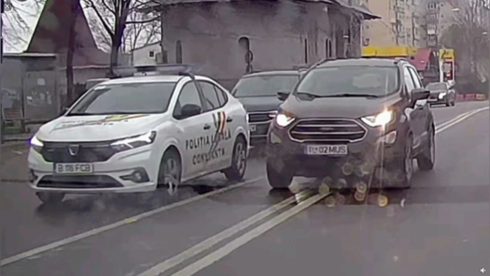 Un șofer din Tulcea a încălcat regulile de circulație... cu Poliția lângă el! Video