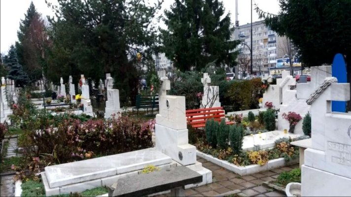 Comemorarea eroilor căzuți în decembrie 1989 a avut loc la Cimitirul Eroilor Revoluției