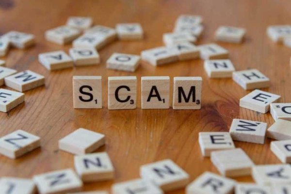 Atenție la țepele din online: cum funcționează noile fraude financiare și cum te poți proteja