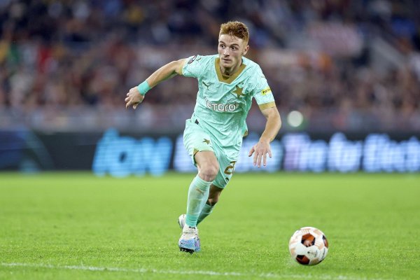 Dinamo, tot mai aproape de transfer . Contract întrerupt pentru jucătorul dorit de „câini” 