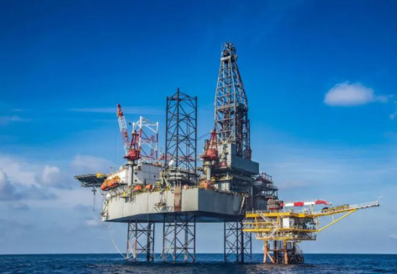 ANRE a dat amenzi de peste 54 milioane de lei la trei producători de gaze offshore