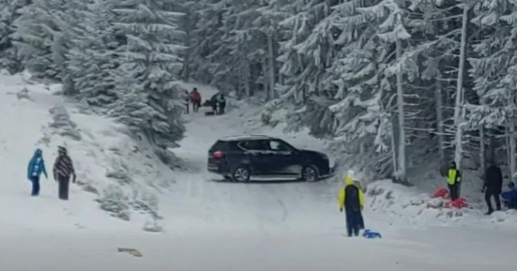 Primul „cocalar” de pârtie a devenit viral în Ajunul Anului Nou
