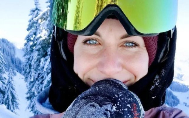 Un alpinist care și-a lăsat iubita să moară de frig pe un munte din Austria a fost surprins de o cameră web