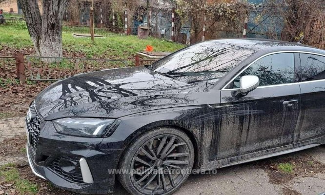 Autoturism în valoare de 70.000 de euro declarat furat din Austria, depistat la Iași