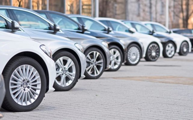 Șase state UE solicită Comisiei să renunțe la interdicția asupra motoarelor cu ardere internă