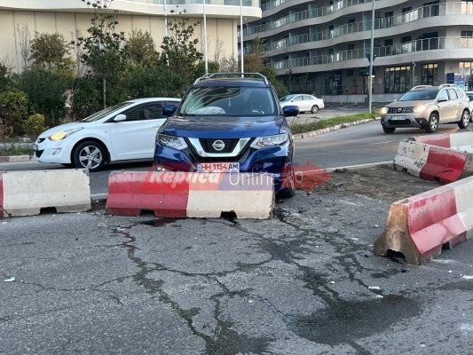 Accident între două autoturisme, în fața hotelului Nordis! Video