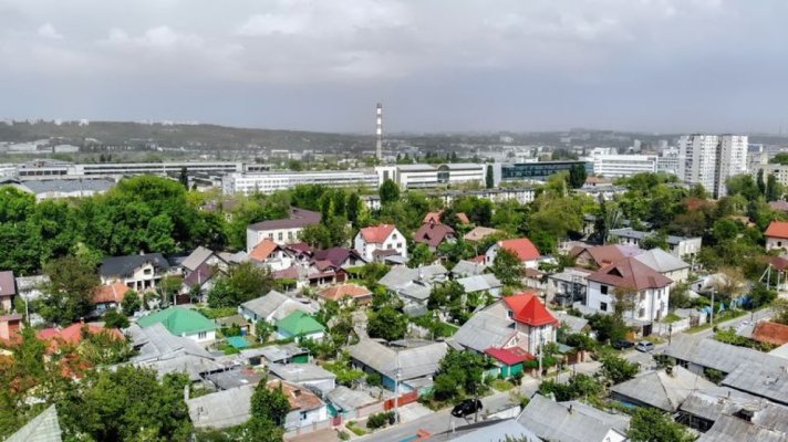 Moldovenii cer ca ajutorul dat de România să ajungă direct la ei, nu să fie gestionat de autorități