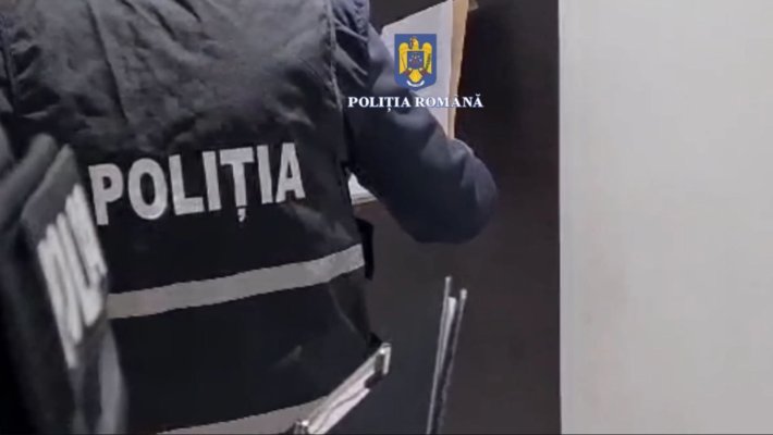 Înșelăciune cu uși plătite și niciodată livrate în Capitală. Prejudiciu de peste 40.000 de euro