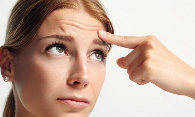Cum îndepărtam ridurile fine de sub gene? Cu creme sau cu operație?