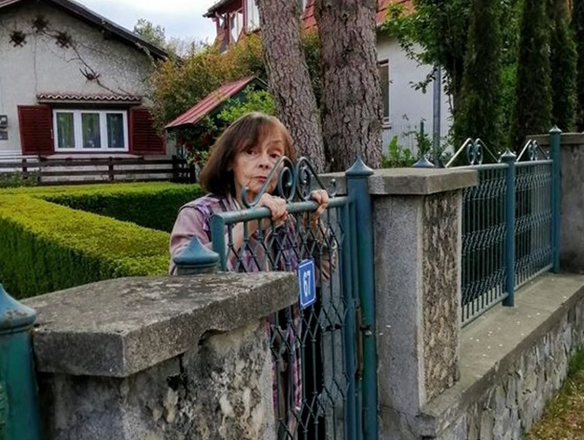 Are apa, la robinet, dar nu-i buna de baut! Reactia Marinei Voica: &bdquo;Macar mi-am facut un dus&rdquo;