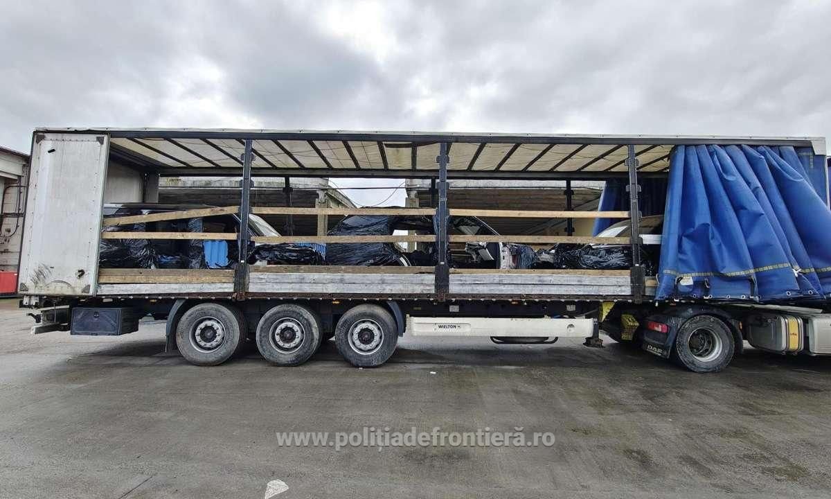 sase autoturisme furate, estimate la o valoare totala de 2 milioane de lei, au fost descoperite de politistii de frontiera sase autoturisme furate, estimate la o valoare totala de 2 milioane de lei, au fost descoperite de politistii de frontiera