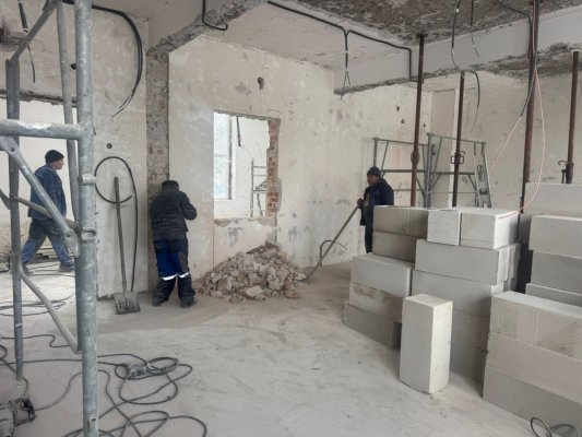 Efectele reformei lui  Bolojan... Firma care trebuia să reabiliteze sediul Primăriei Agigea a abandonat șantierul