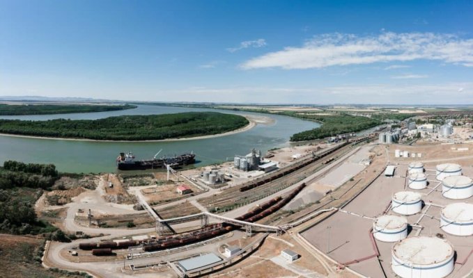 Administrația Porturilor Maritime Constanța e aproape gata să cumpere portul moldovenesc de la Giurgiulești