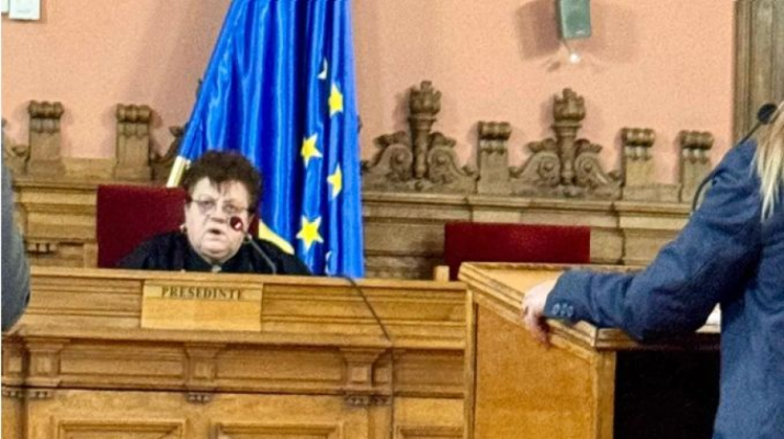 Curtea de Apel București a respins cererea de recuzare a judecătoarei Olimpiea Crețeanu, cea care decide mâine soarta a doi judecători CCR