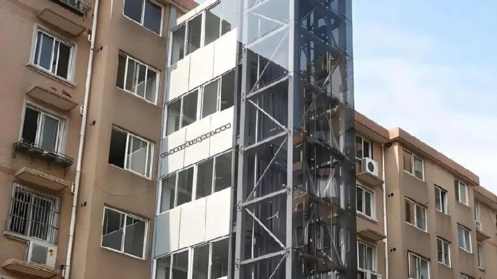 Mai mulți parlamentari PSD propun montarea de ascensoare pe fațada blocurilor comuniste cu 4 etaje