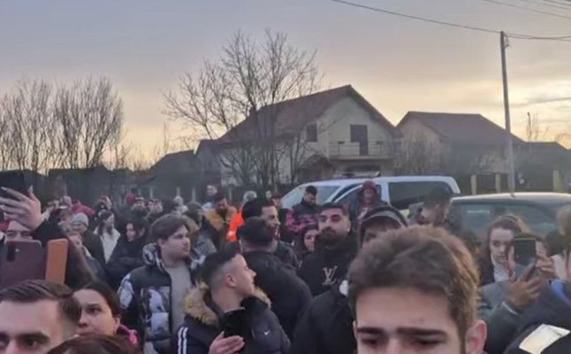 Revoltă în Timiș, după ce localnicii au auzit că minorul de 13 ani, acuzat că l-a ucis pe Mario Berinde, este în satul lor
