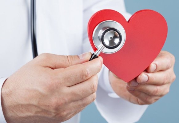 Cele 8 principii simple care te pot ajuta să fii fericit, explicate de un cardiolog celebru