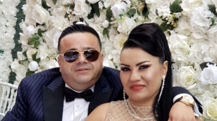 Manelistul Adrian Minune și soția sa au fost audiați la poliție în dosarul de amenințare