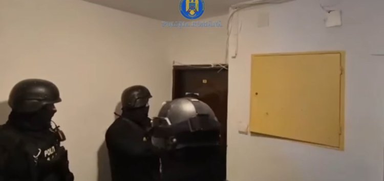  Descinderi de film: Un tânăr a făcut ilegal 190 de comenzi Glovo, plătite cu cardul unui bătrân de 84 de ani! Video