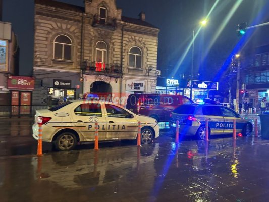 Un pieton a fost lovit de un autoturism, pe strada Mihai Viteazu. Video