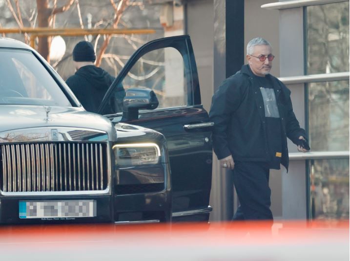 'Regele nightlife-ului din Romania&rdquo;, Joshua Castellano, si-a facut intrarea ca in filme