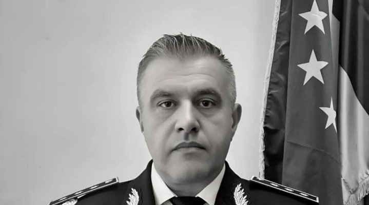 Nicușor Dan a acordat post-mortem gradul de chestor șefului IPJ Dolj, care a murit la birou