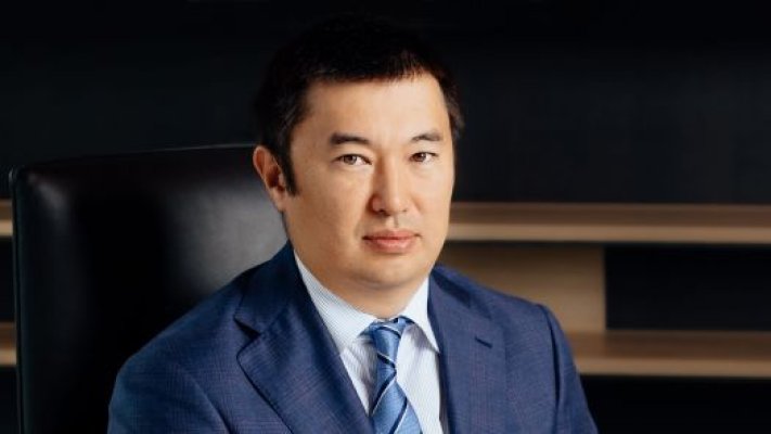  Nepotul președintelui kazah, acuzat că și-a angajat prietenii în funcții de conducere la Rompetrol, se războiește cu Rafinăria. Vezi de ce!