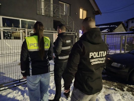 Mascații au descins în Constanța într-un dosar de înşelăciune în legătură cu obţinerea frauduloasă de credite bancare. Video
