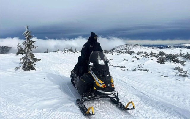 Poliția de Frontieră, dotată cu snowmobile moderne pentru zona montană