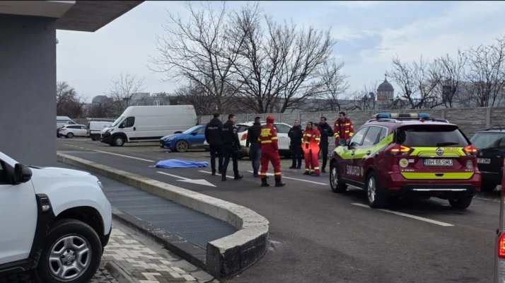 Dimineață de coșmar: Copil mort după ce ar fi căzut dintr-un bloc cu 8 nivele din Oradea