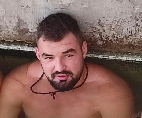 Interlopul Petreanu a fost condamnat după ce a uns o copilă cu ulei în zonele intime! 