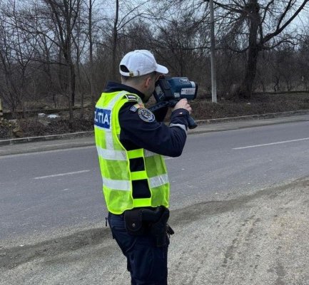 Acțiune comună a polițiștilor rutieri constănțeni și tulceni pentru combaterea vitezei excesive